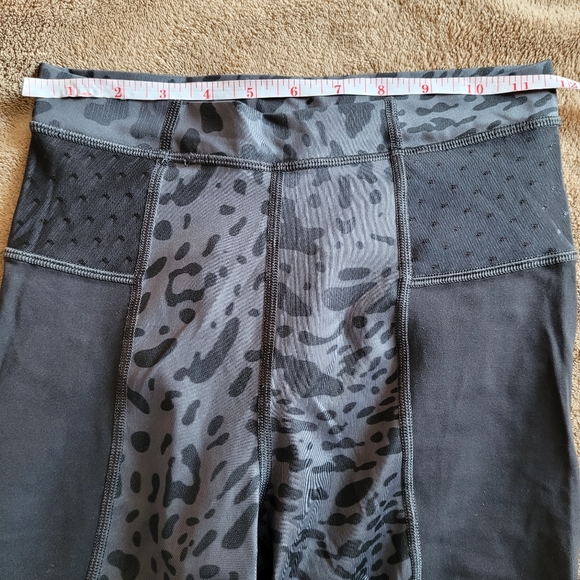 Lululemon Just Breathe mesh leggings - Picture 2 of 6